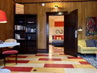 When you're traveling with friends or family, privacy is priceless. Swing the door open to adjoin the rooms, or close the door to provide instant privacy.